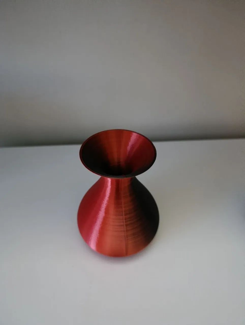 Kit 3 vasos impressão 3D bicolor (vermelho e preto) - Foto 2
