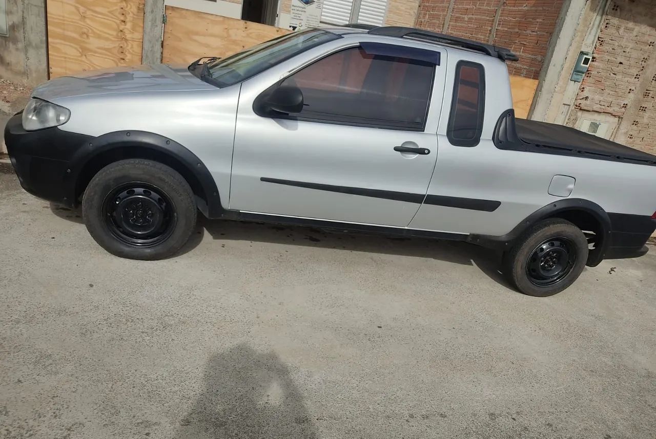 Fiat Strada 1.4 MPI Fire Flex 8V CE 2012 - Foto 2