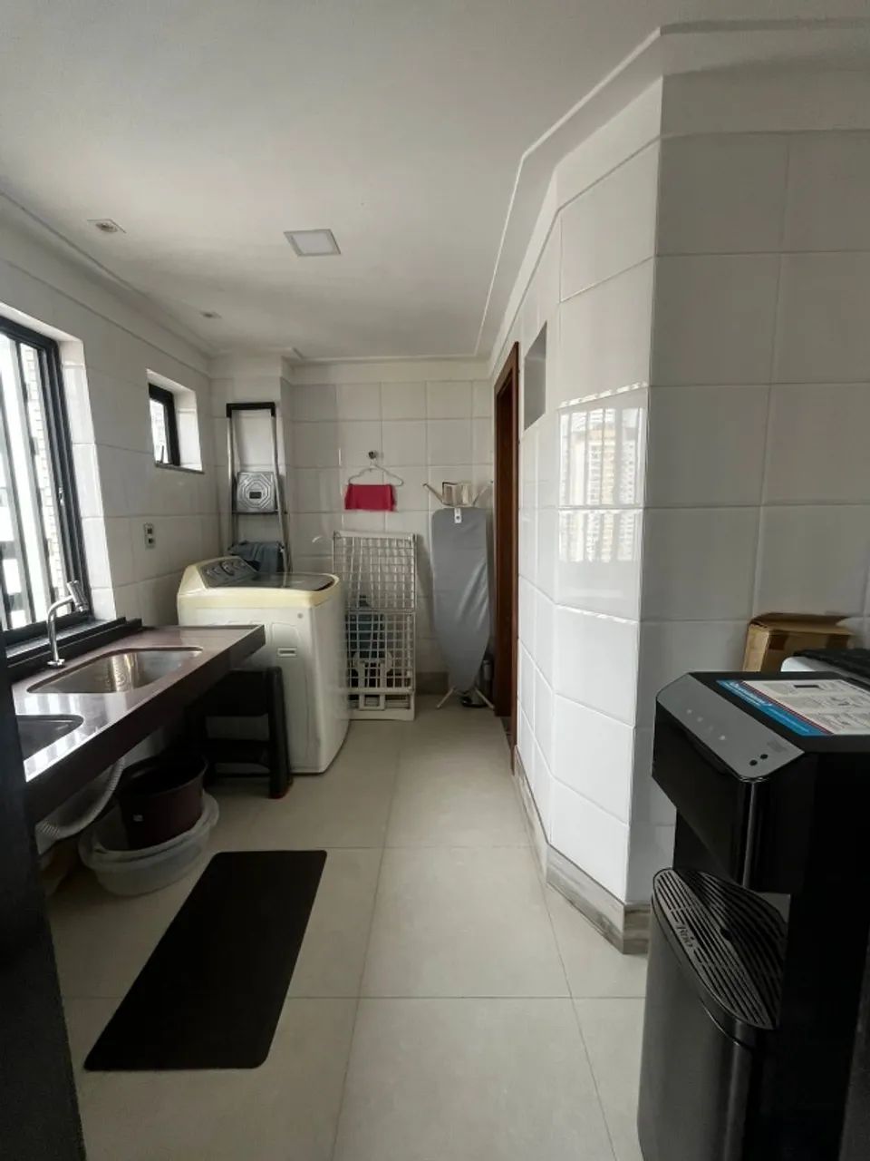 Alugo Apto Com Suítes, Andar Alto, Mobiliado na Doca  - Foto 2