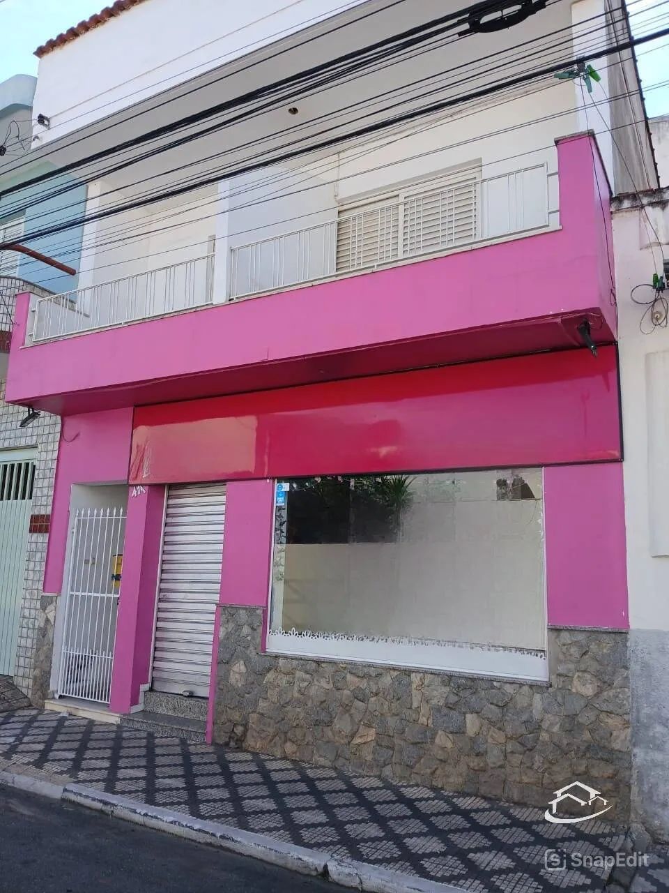 Casa/Ponto Comercial com Kitnets no Centro de Lorena à Venda