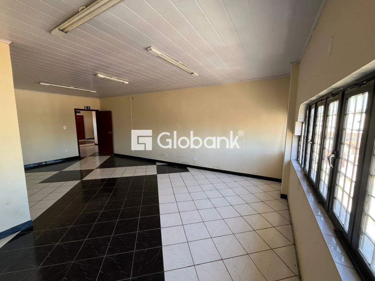 Andar para aluguel Centro 223m² Montes Claros MG - Foto 4