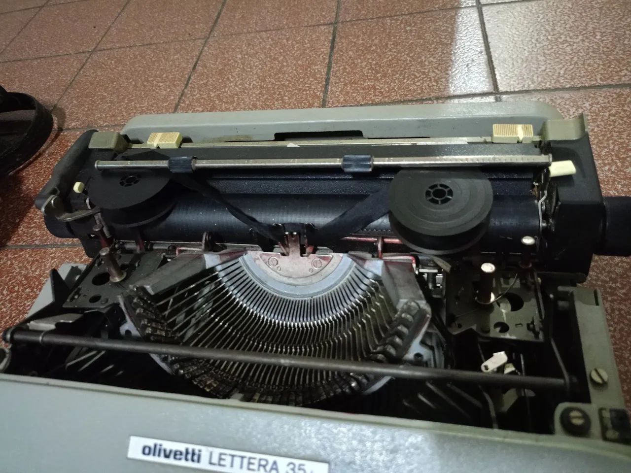 Máquina escrever antiga  - Foto 3