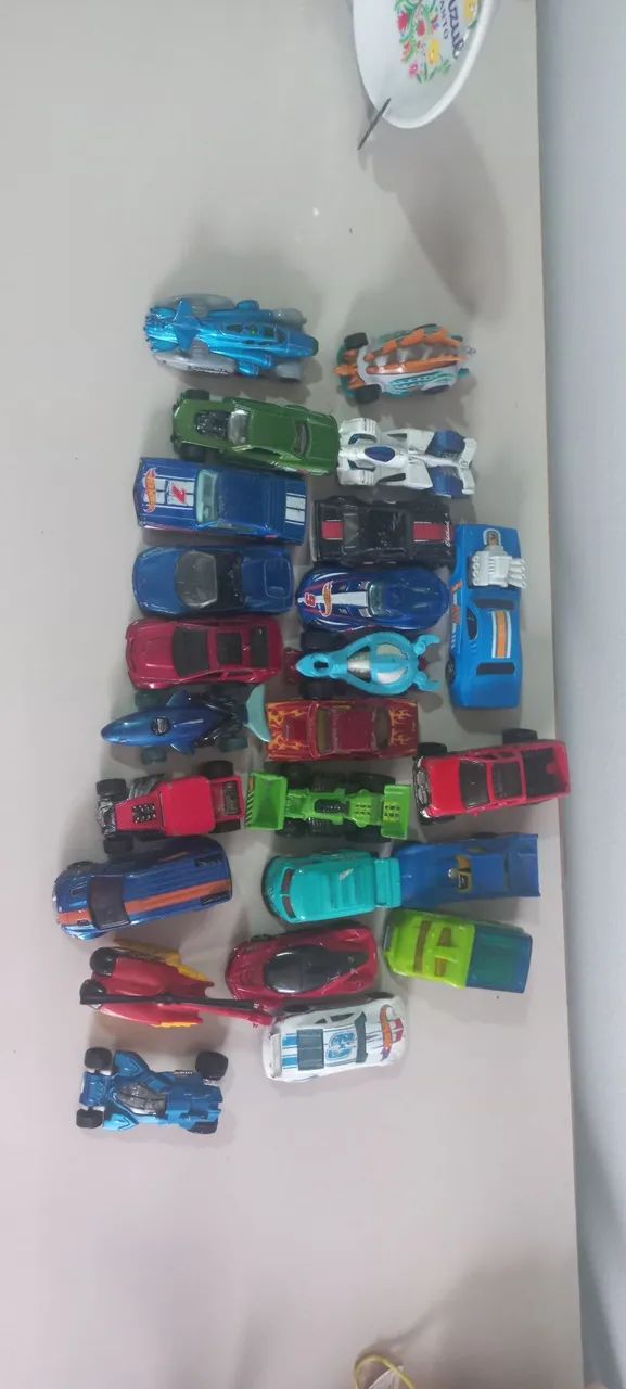 Lote carrinhos Hot Wheels - Foto 3