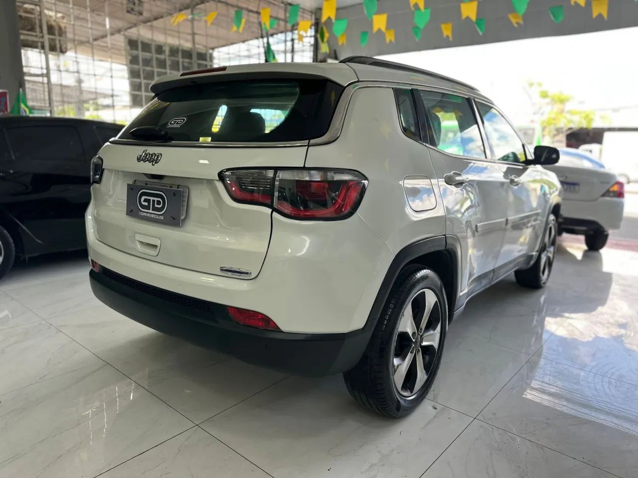 Jeep Compass Longitude 2.0 4X2 Flex 16V Aut. 2017 - Foto 3