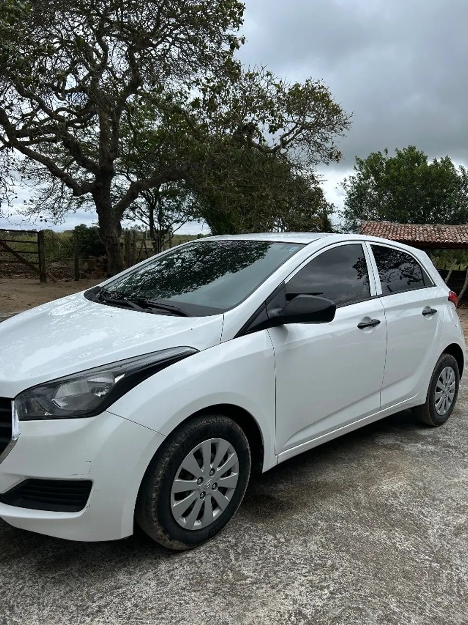 Hyundai HB20 Comf./c.plus/c.style 1.0 Flex 12V 2017 - Foto 4