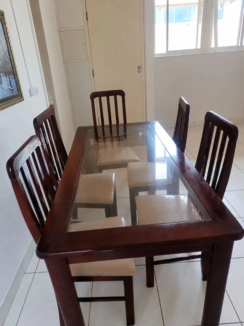 MESA DE 5 CADEIRAS