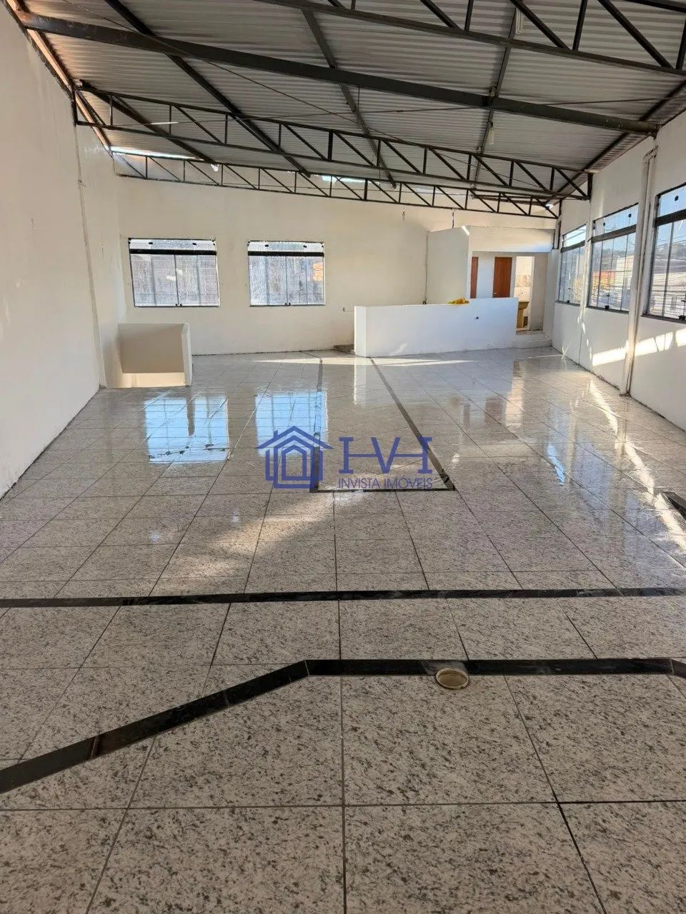 GALPÃO COMERCIAL NO NOVA PAMPULHA 200m²