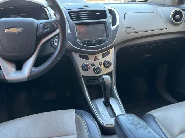 V - 2014 Chevrolet Tracker LTZ 1.8 16V Flex 4X2 Aut.  - Foto 8