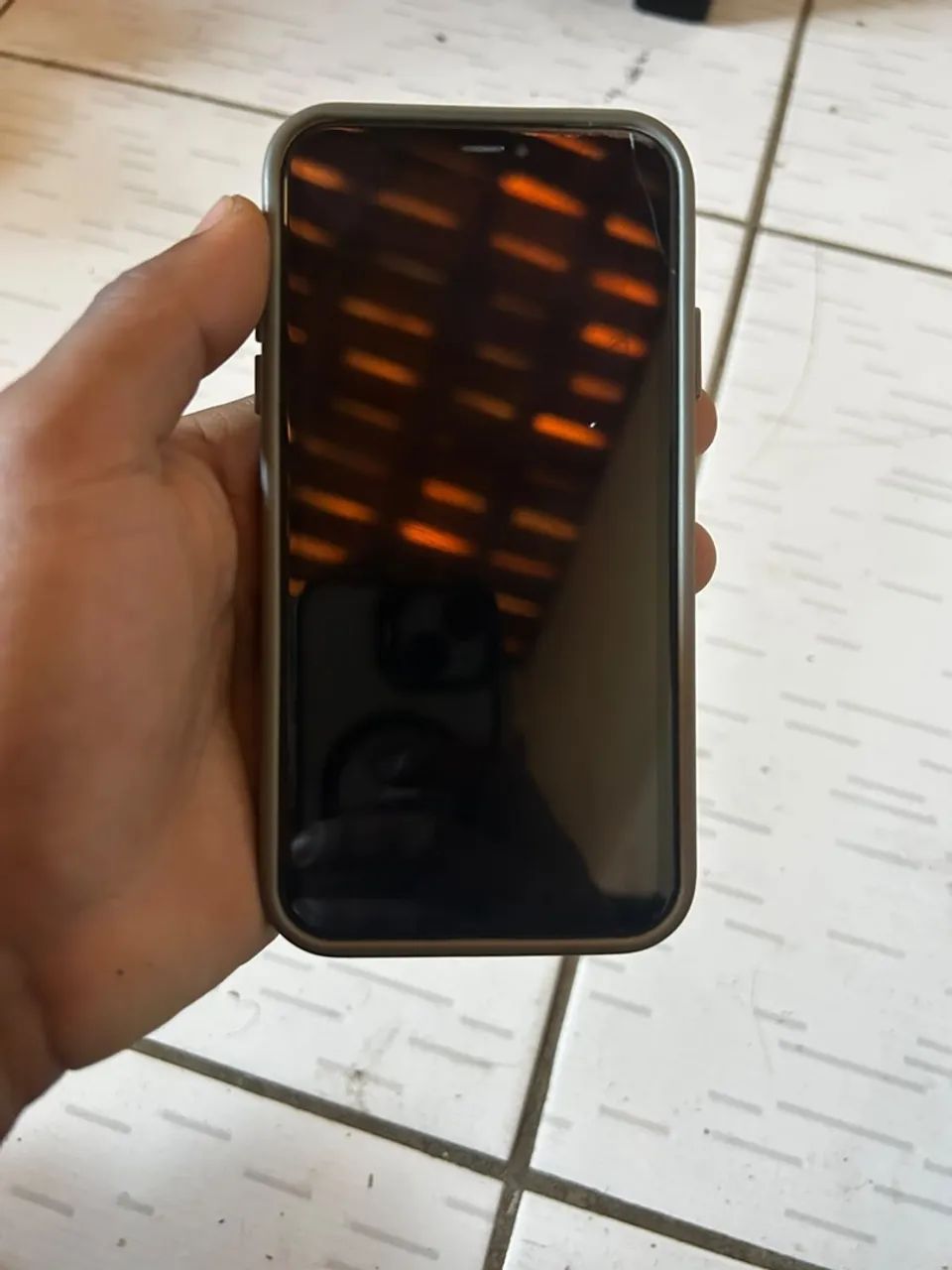 iPhone 11