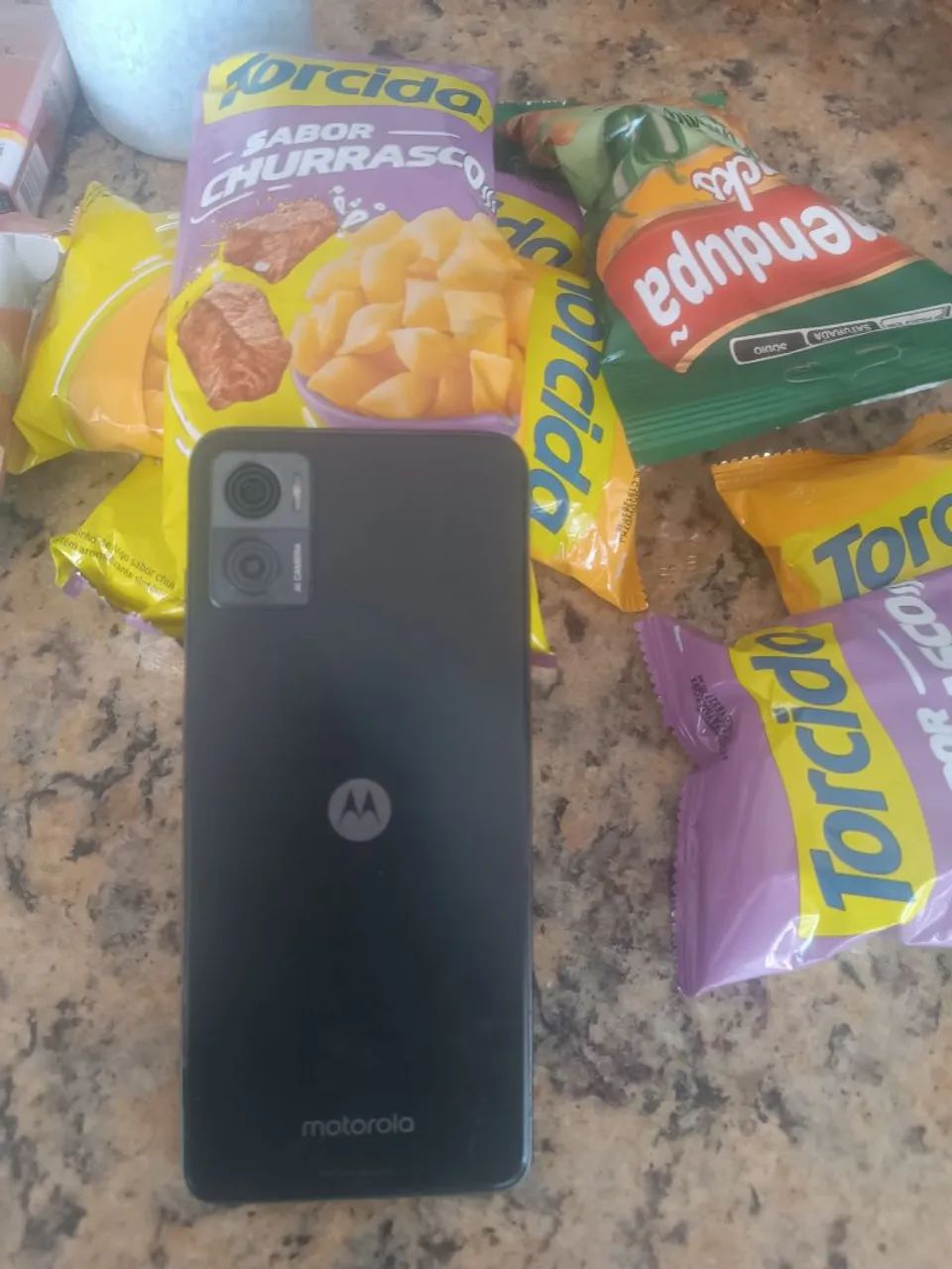 Motorola E22 com biometria na lateral  - Foto 4