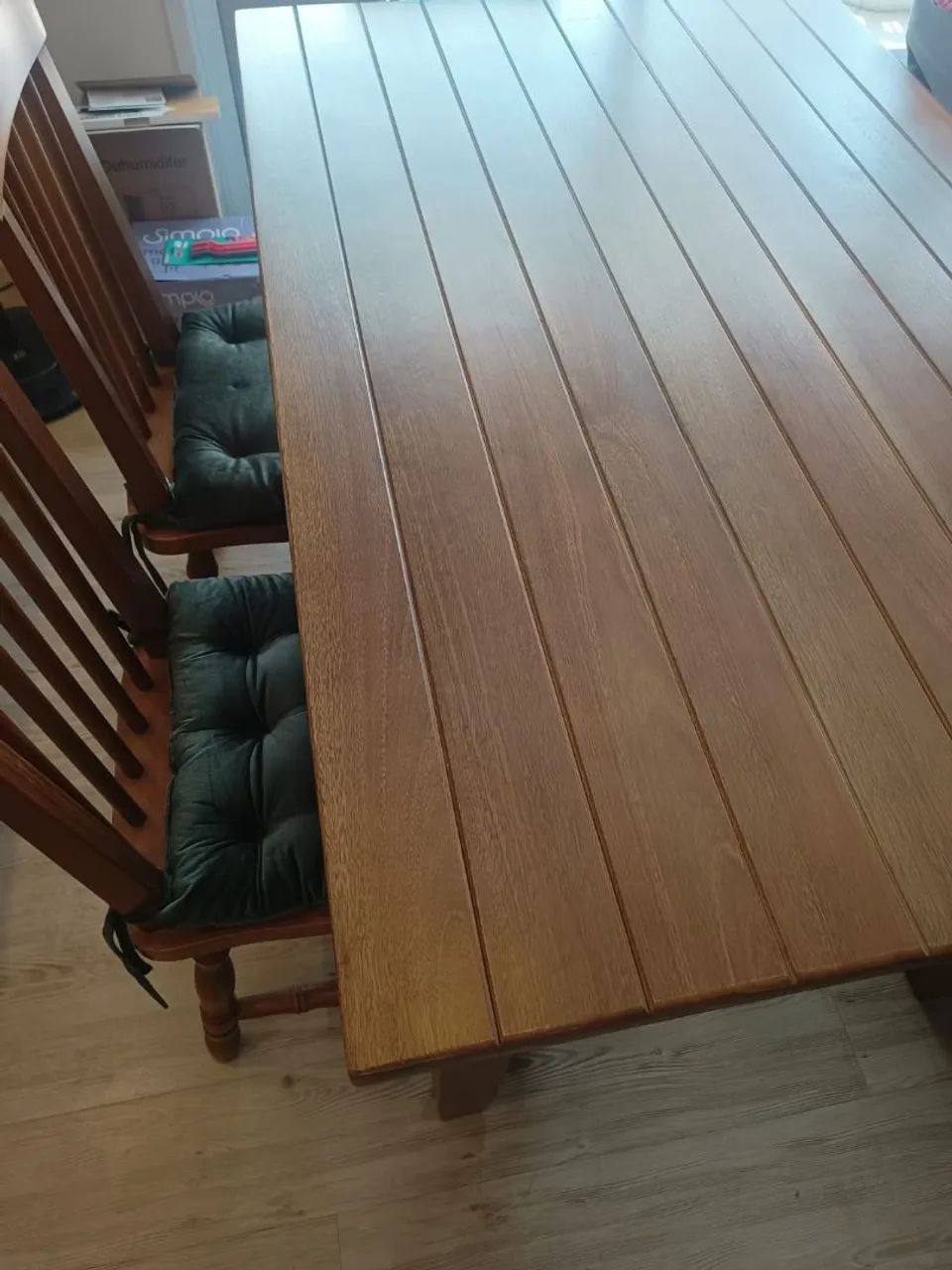 Mesa de Jantar de Madeira Rústica