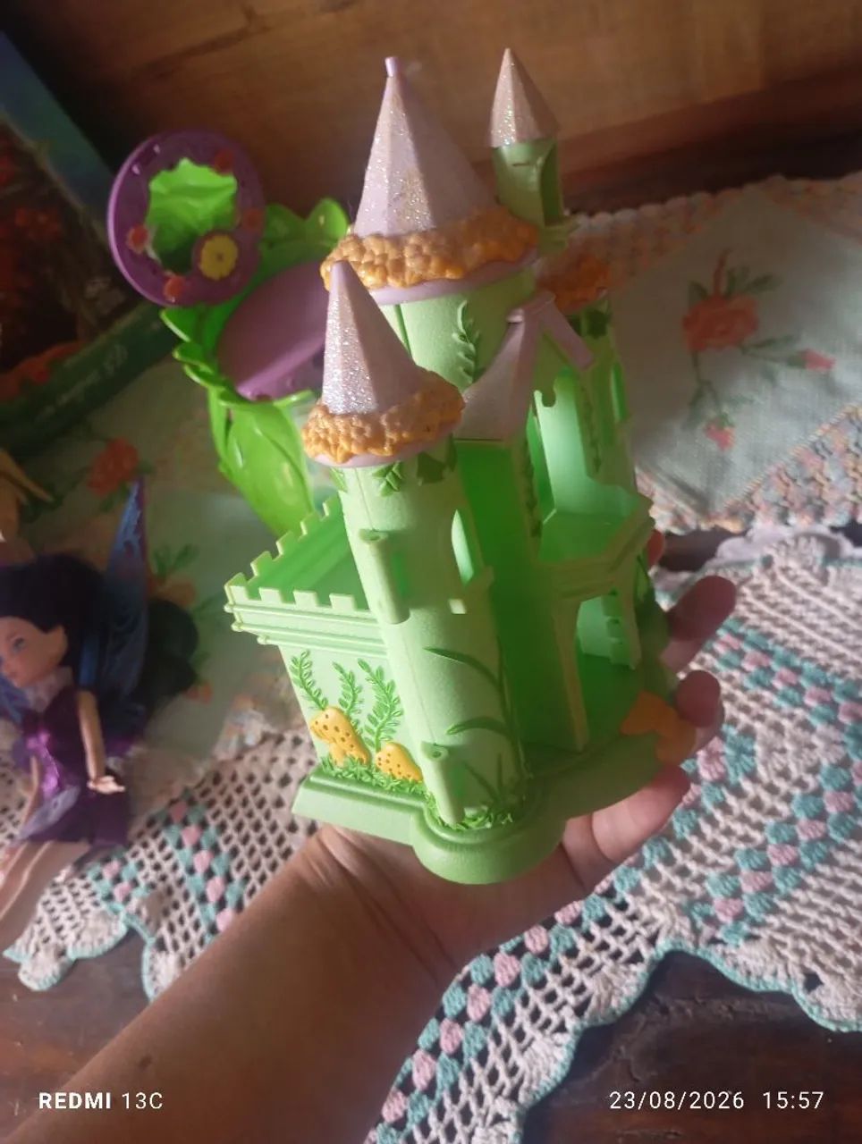 Lote Tinker bell caixa de jóias castelo e e boneca vidia - Foto 3