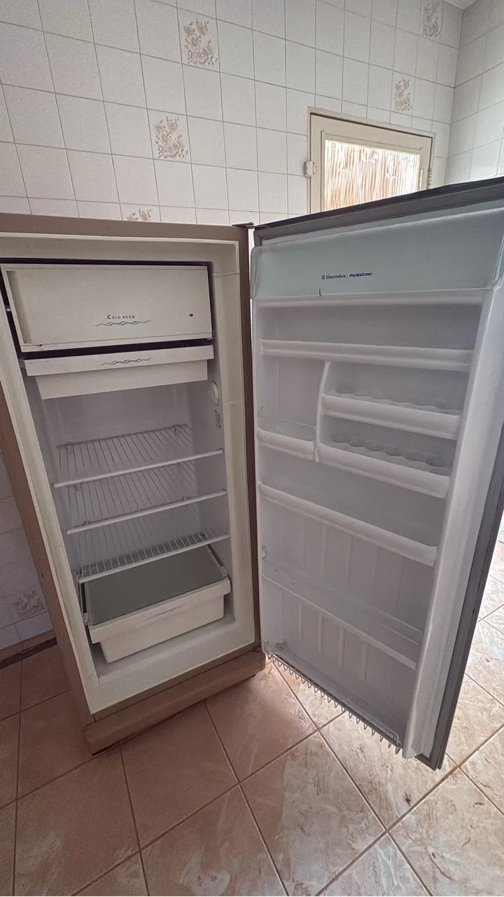 Geladeira Electrolux Usada Funcionando Perfeitamente