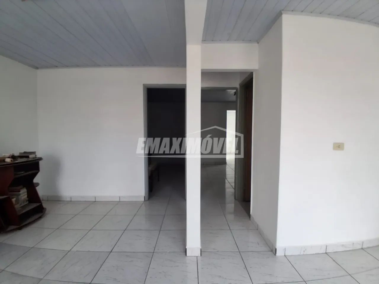Casa terrea com 3 quartos para alugar no Central Parque em Sorocaba/SP