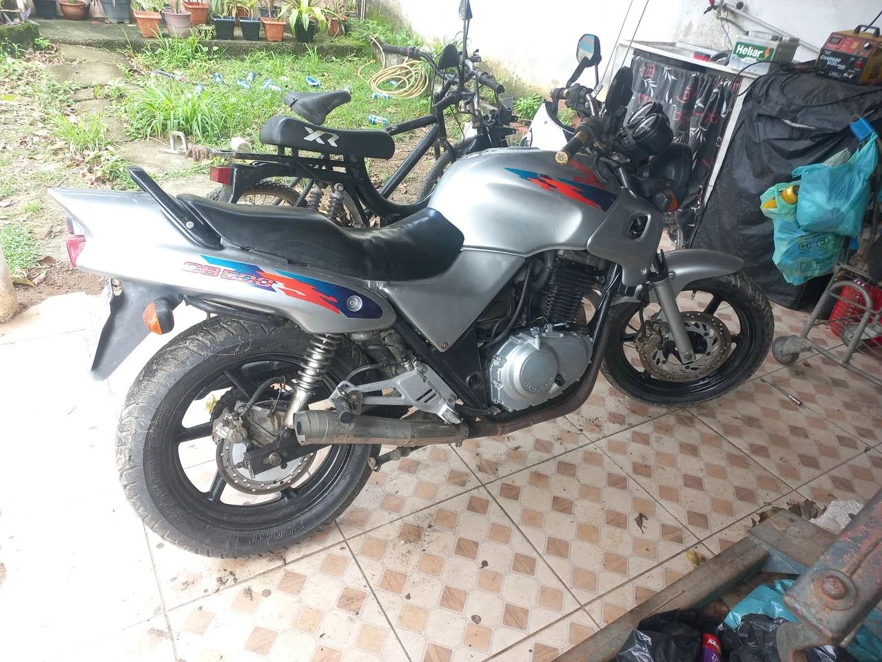 Cb 500 f 