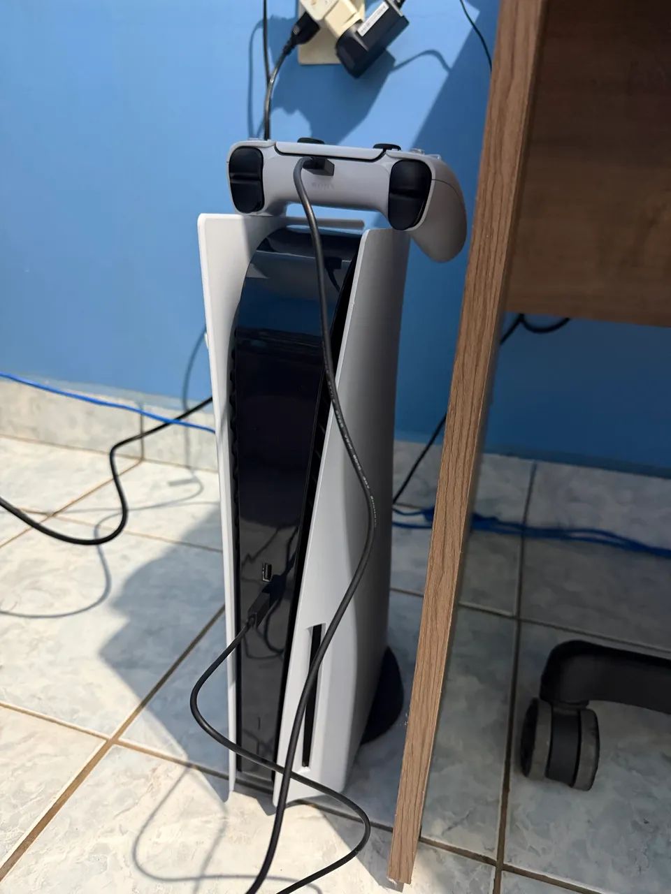 PlayStation 5 + 2 Controles DualSense  - Foto 2