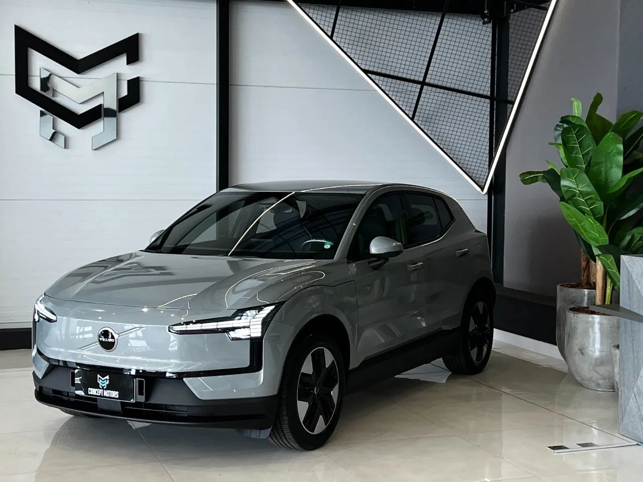 Volvo EX30 E40 Core (elétrico) 2025