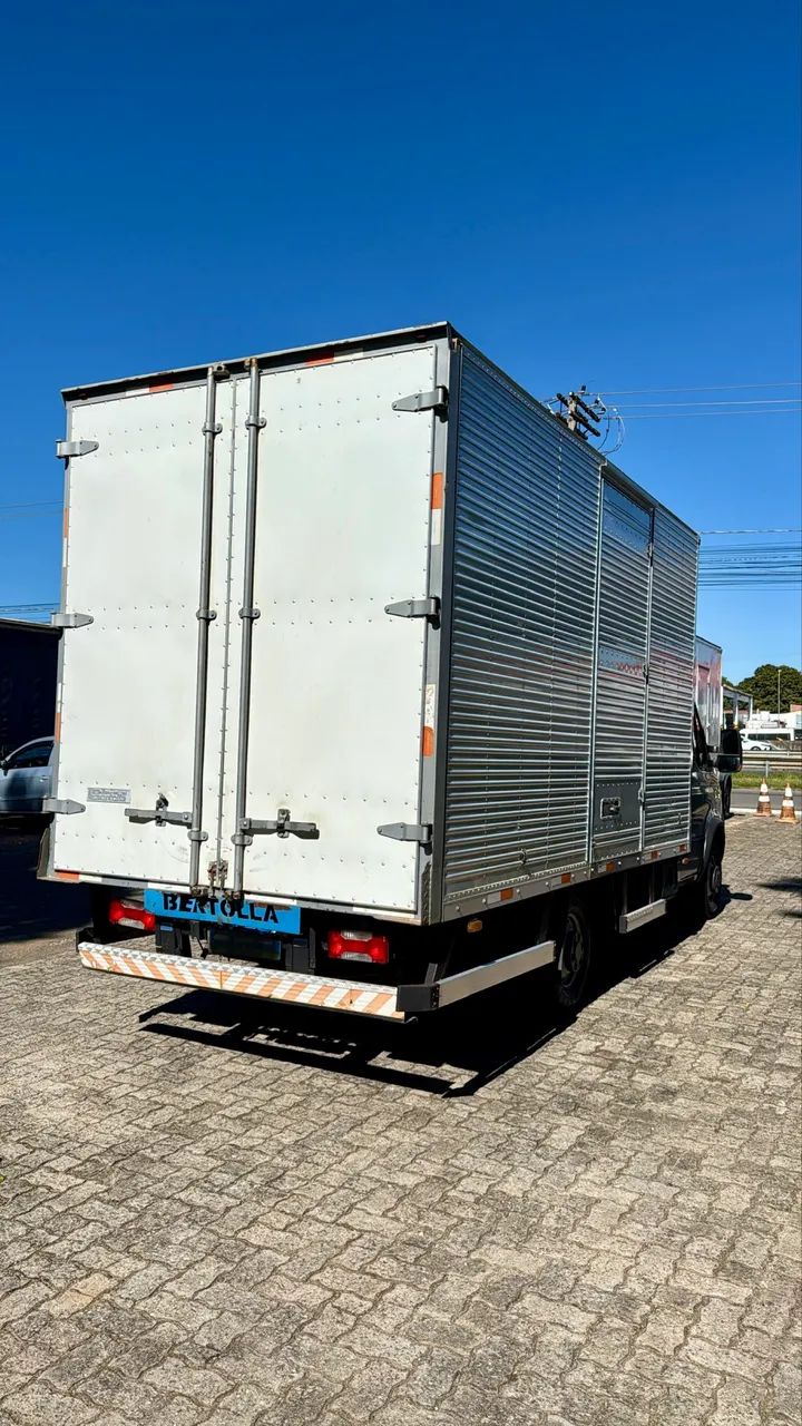 IVECO DAILY 35S14 ANO 2015 - Foto 3