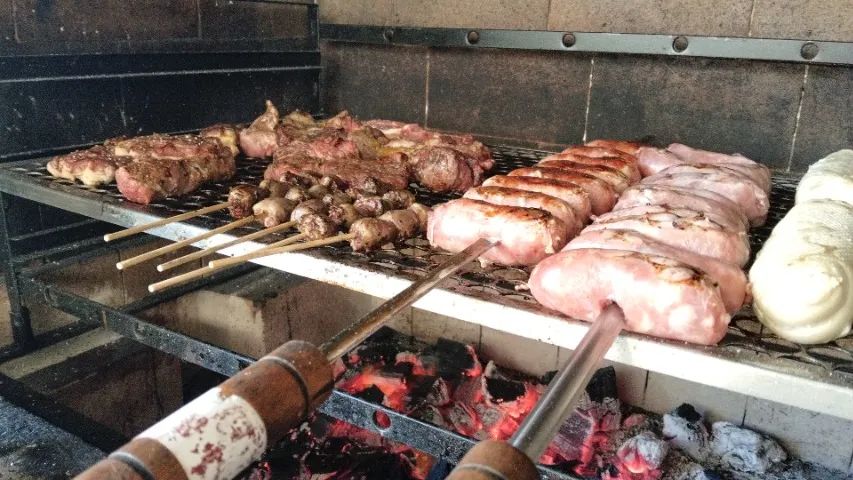 Churrasqueiro, buffet a domicílio  - Foto 3