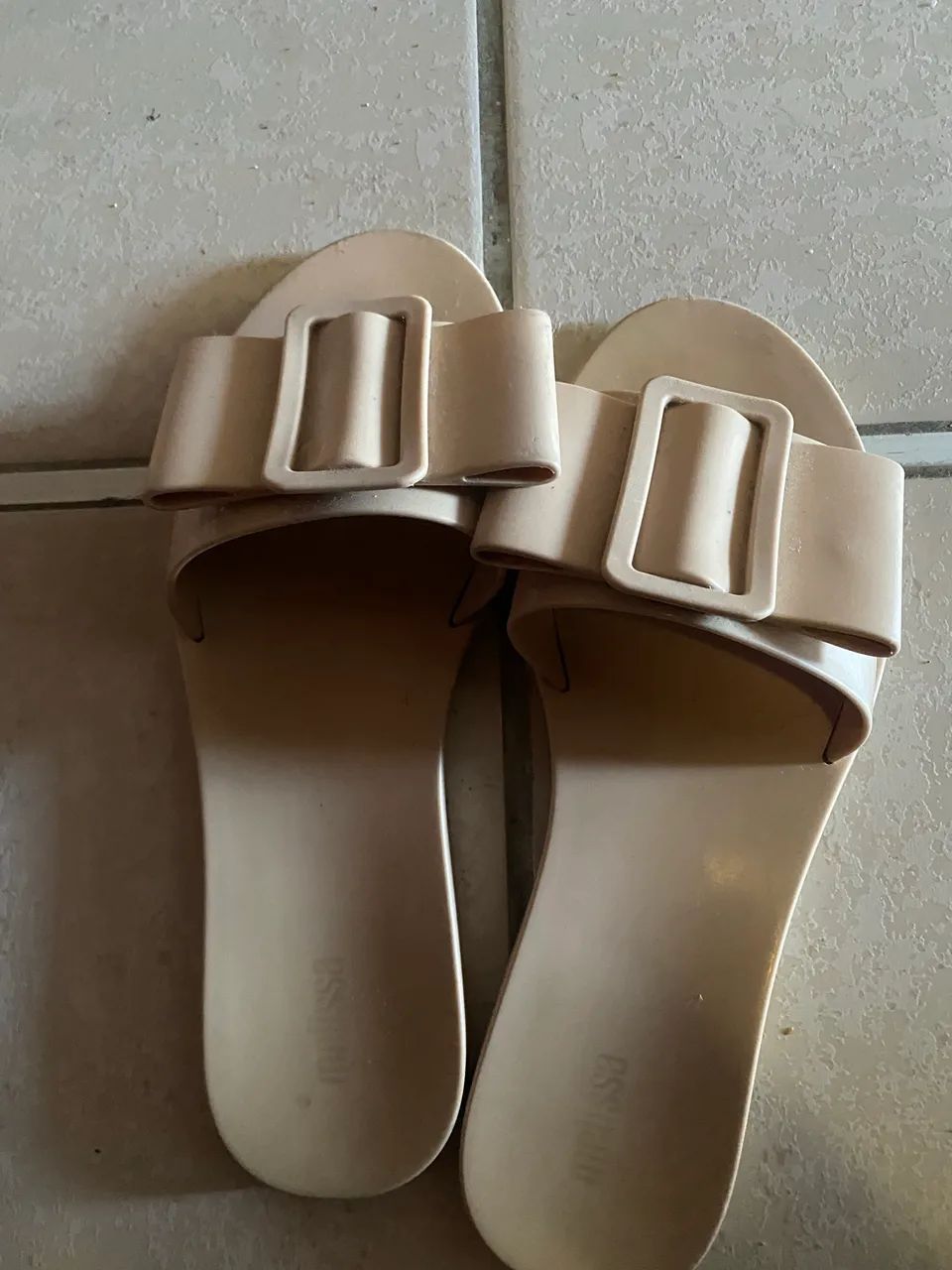 Vendo Melissas original 