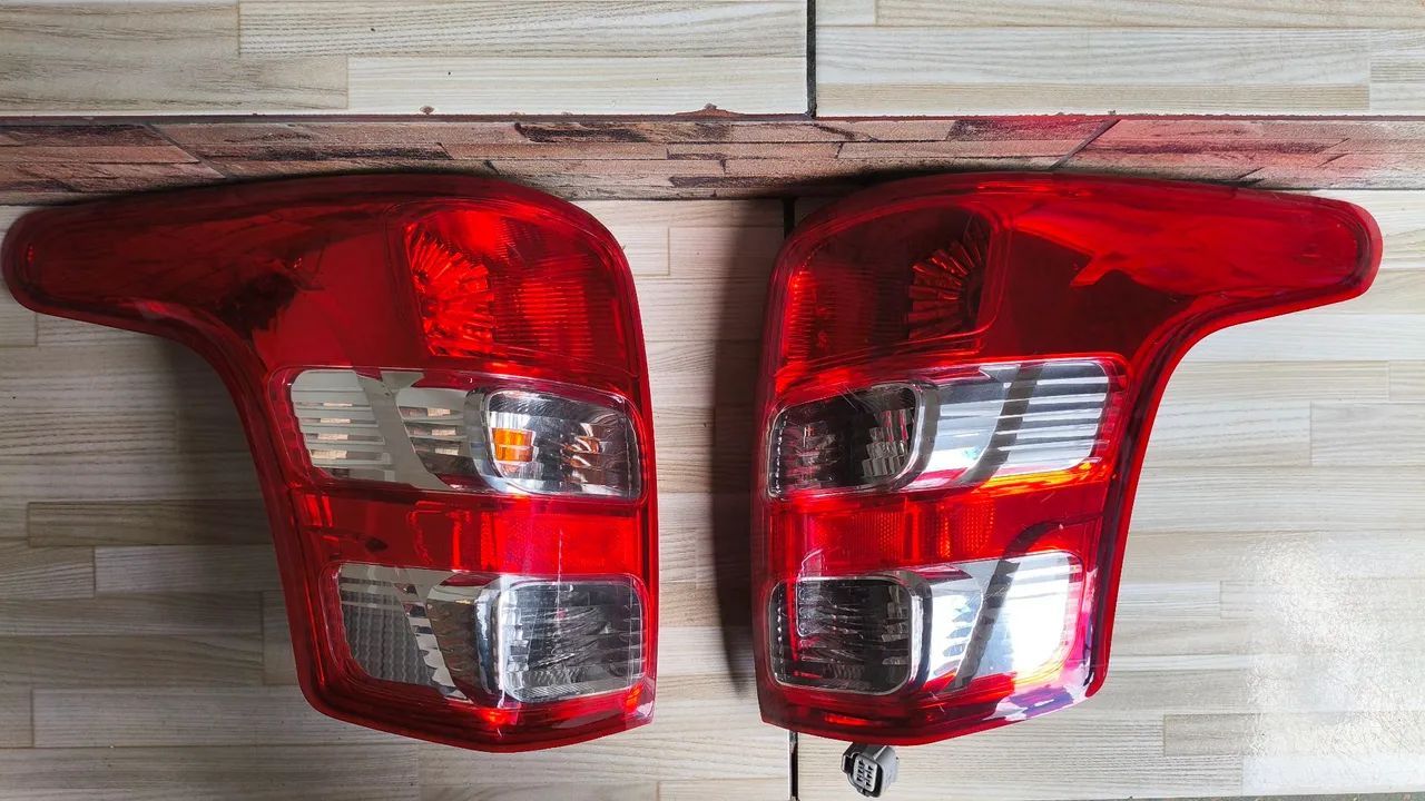 Lanterna L200