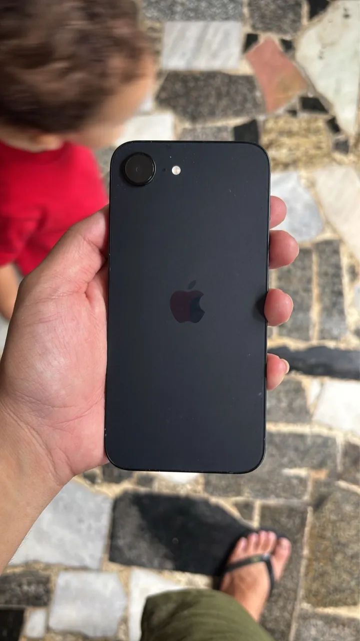 iphone 16e - Foto 4