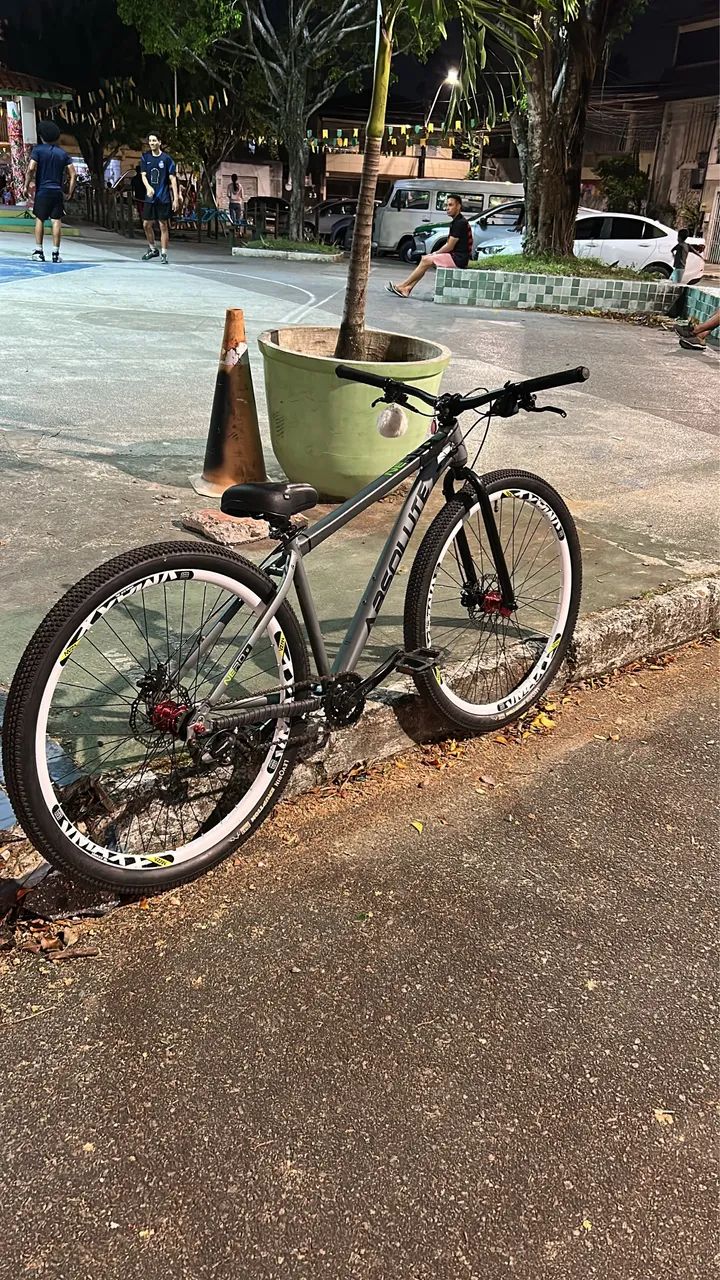 Vendo bicicleta absolute Nero 5 montada para grau 