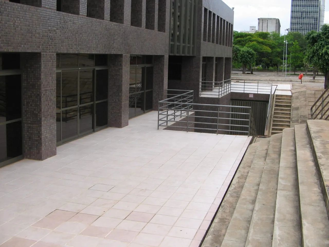 Prédio para locação comercial, institucional, governo e serviços com 2,575m² no Setor de A - Foto 12