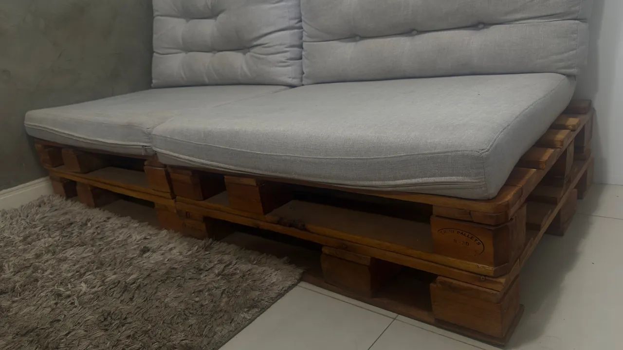 Sofá de Pallet R$ 190,0065704309714561122