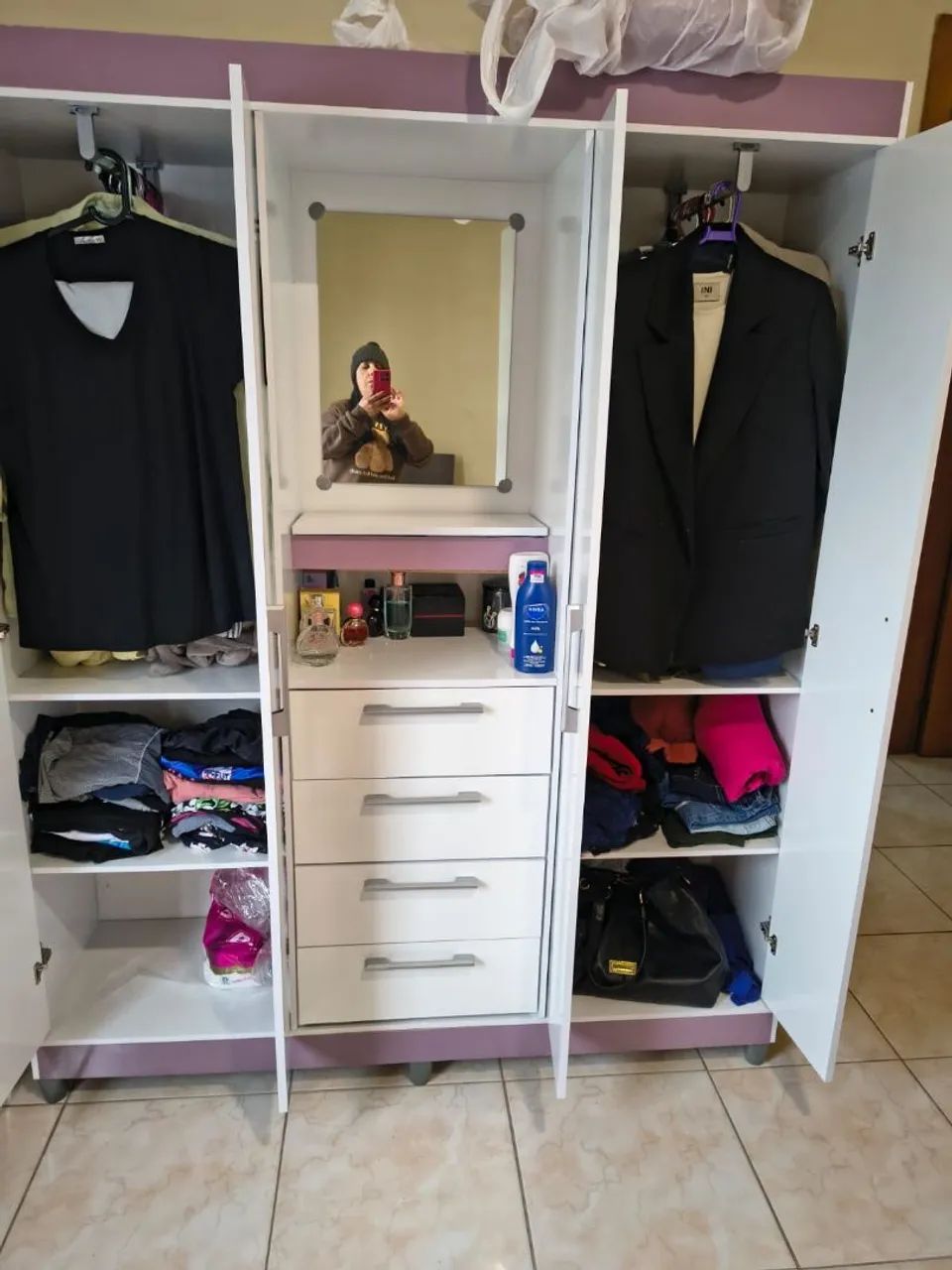 Vende-se roupeiro branco - Foto 2