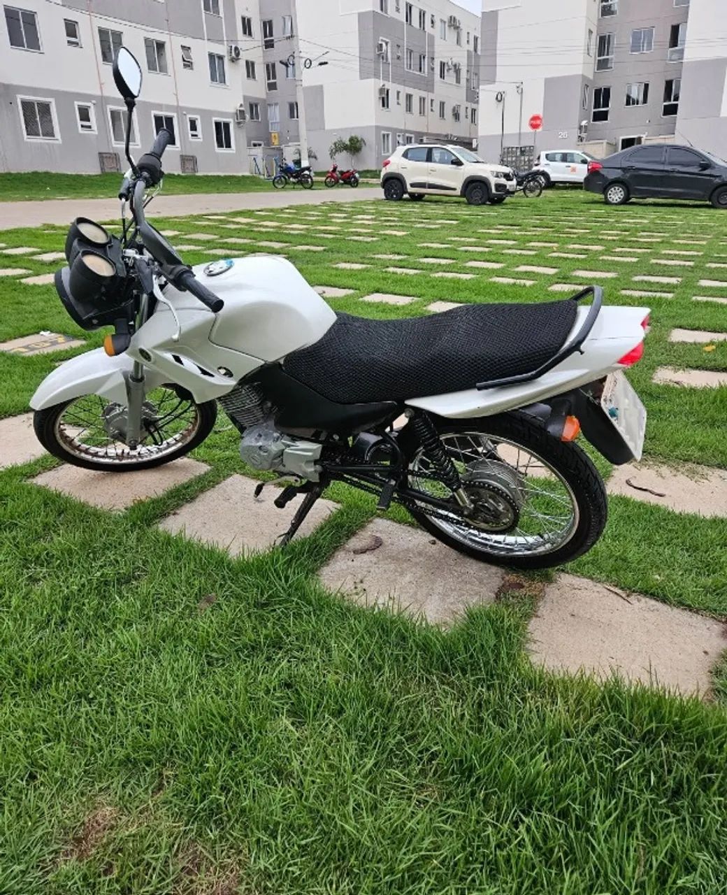Yamaha YBR 125 Factor E, ano 2015