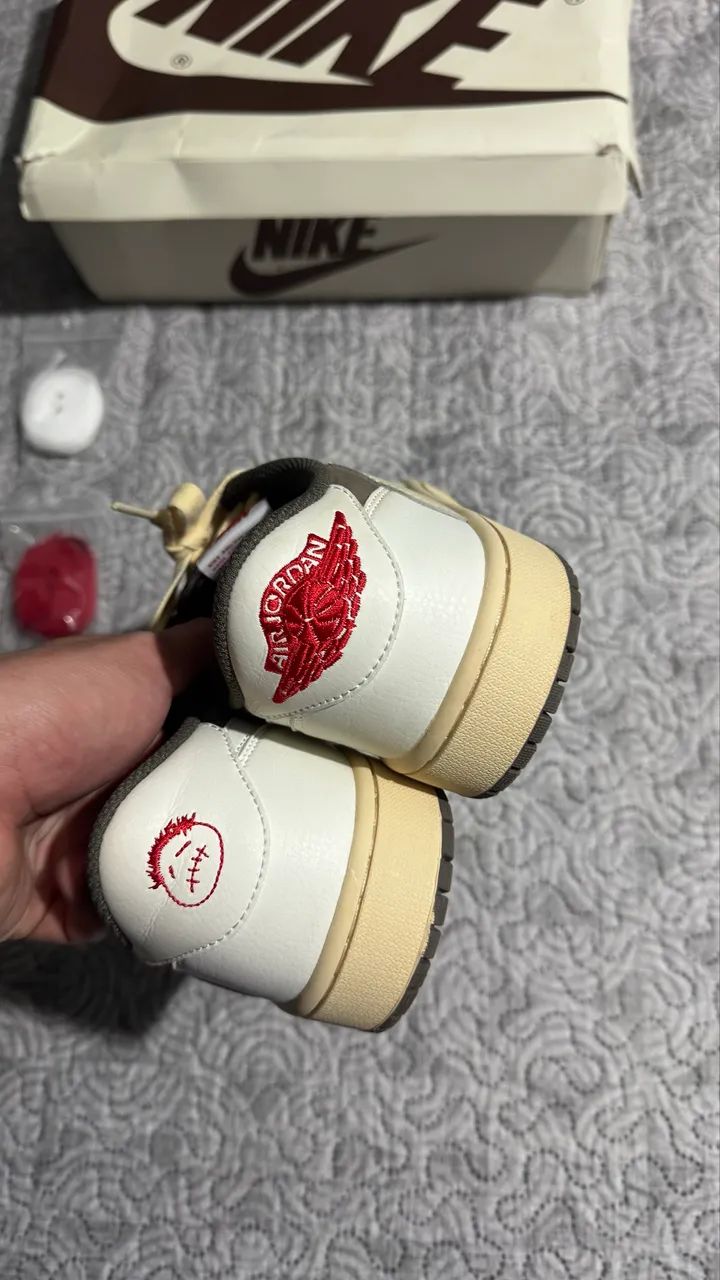 air jordan 1 travis scott - Foto 2