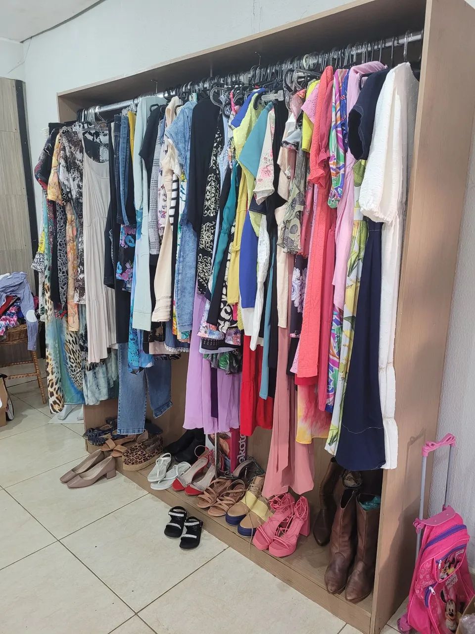 Vendo itens de loja de roupa - Foto 2