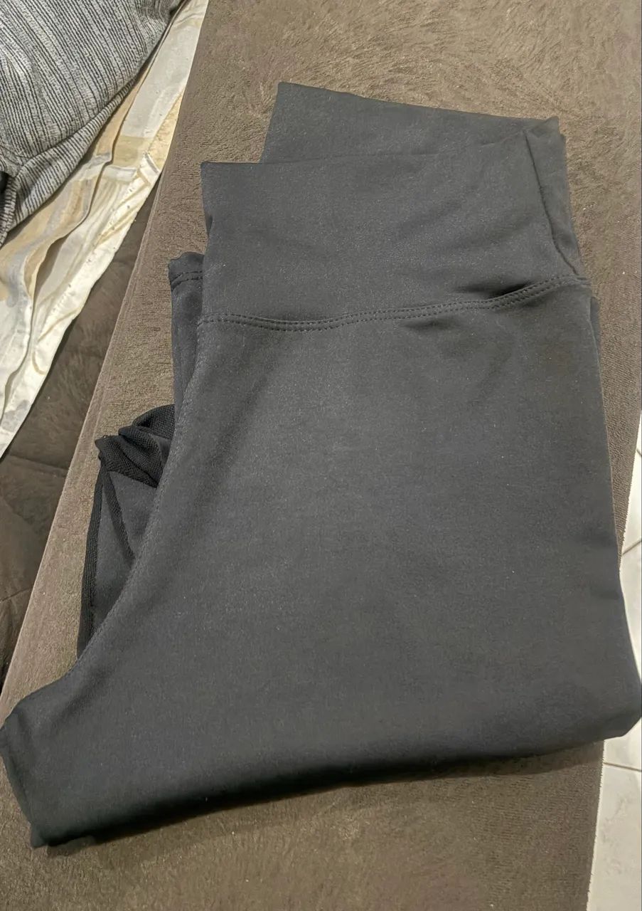 Leggings Femininas em Ótimo Estado - Tamanhos P e M - Foto 4