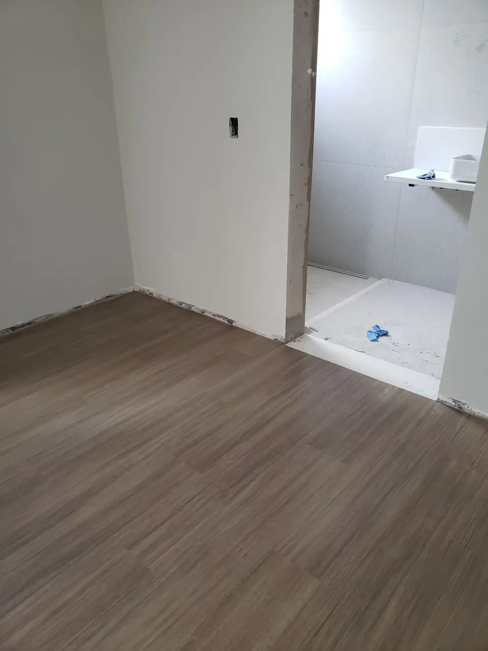 Instalação de Piso Vinilico e Piso Laminado  - Foto 3