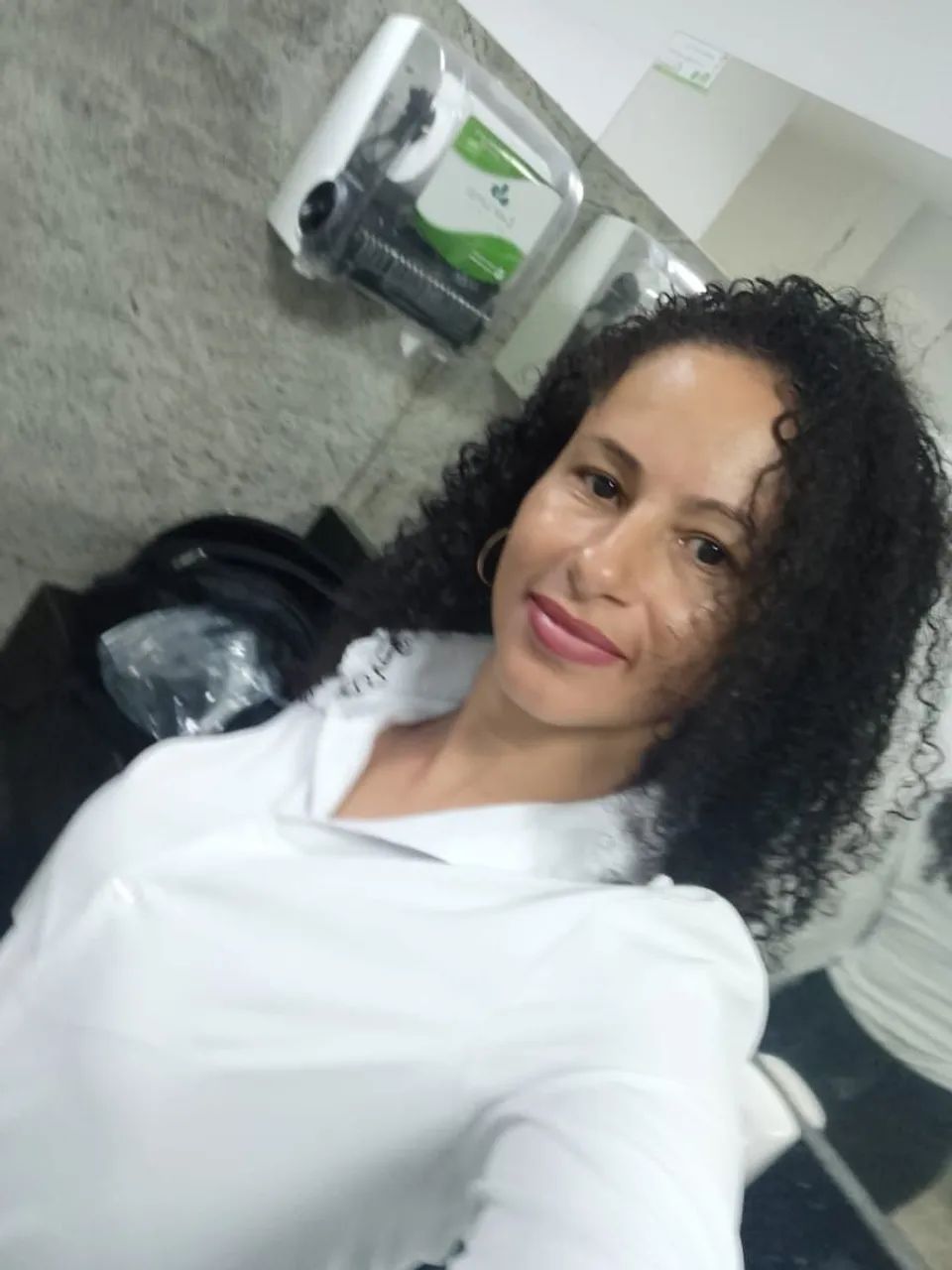 Estou disponível para free lance 
