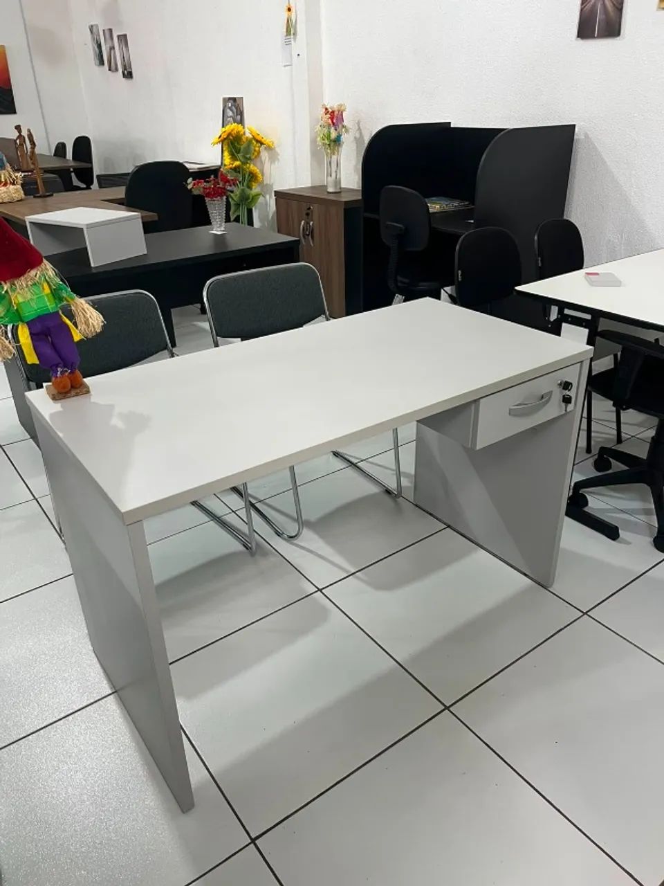 Mesa 1,20m na cor cinza - Foto 3