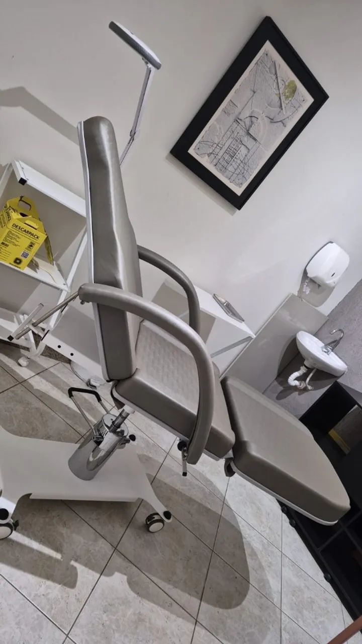 Kit Poltrona Hidráulica Estética e mocho anatômico Pontual  - Foto 2