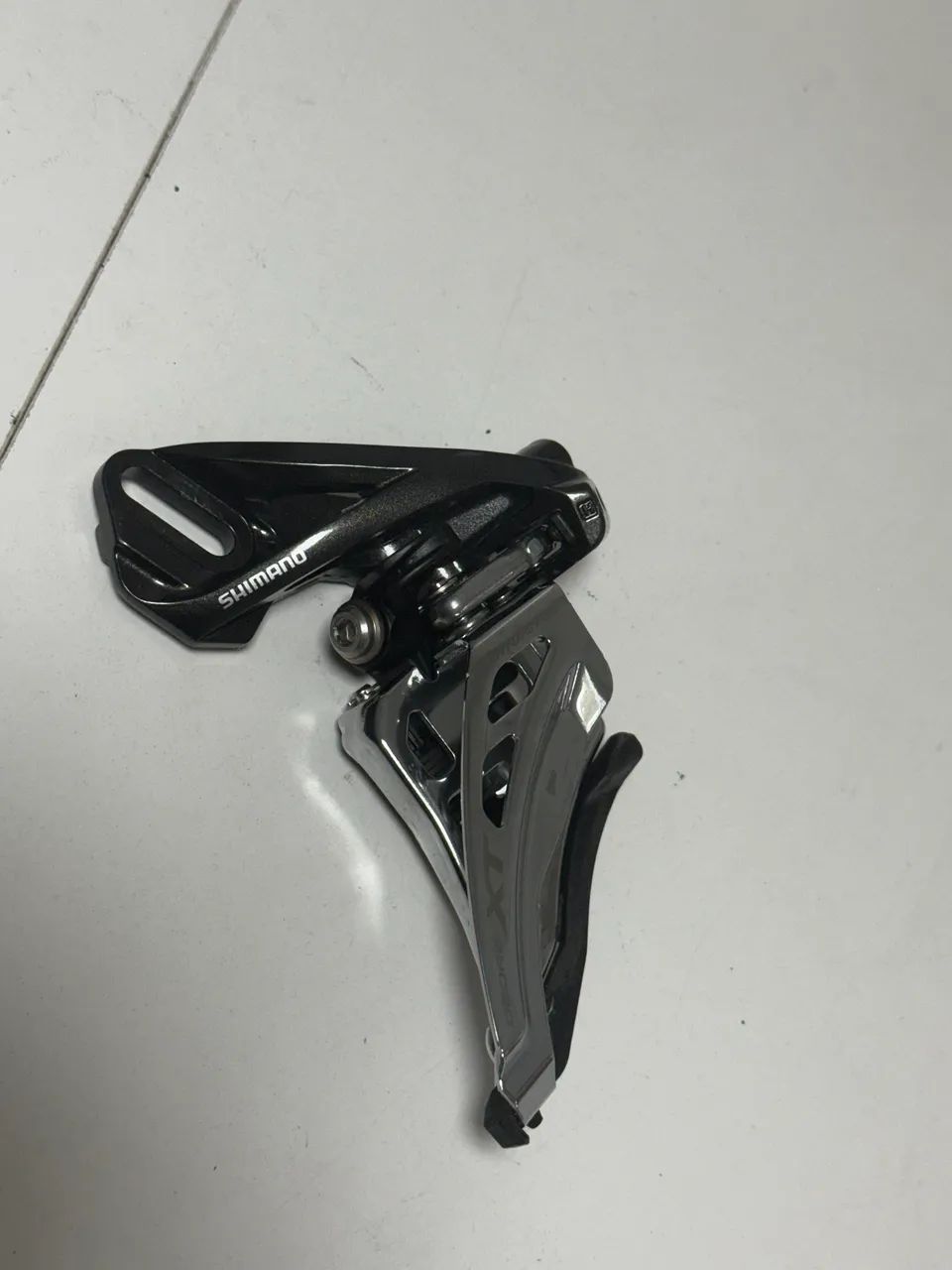 Câmbio Dianteiro Shimano Deore XT M8000 2x11V