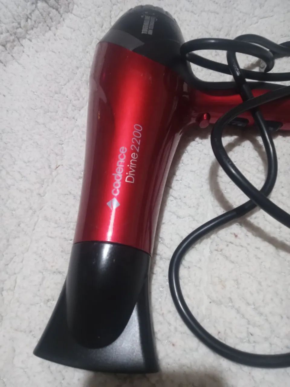 Secador de cabelo muito bom funcionando perfeitamente - Foto 2