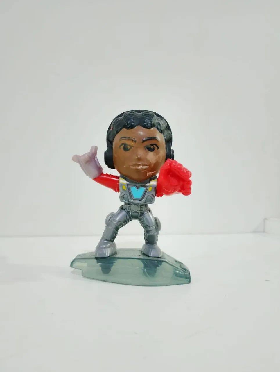 Miniatura _ Riri Williams McDonald's  - Foto 2
