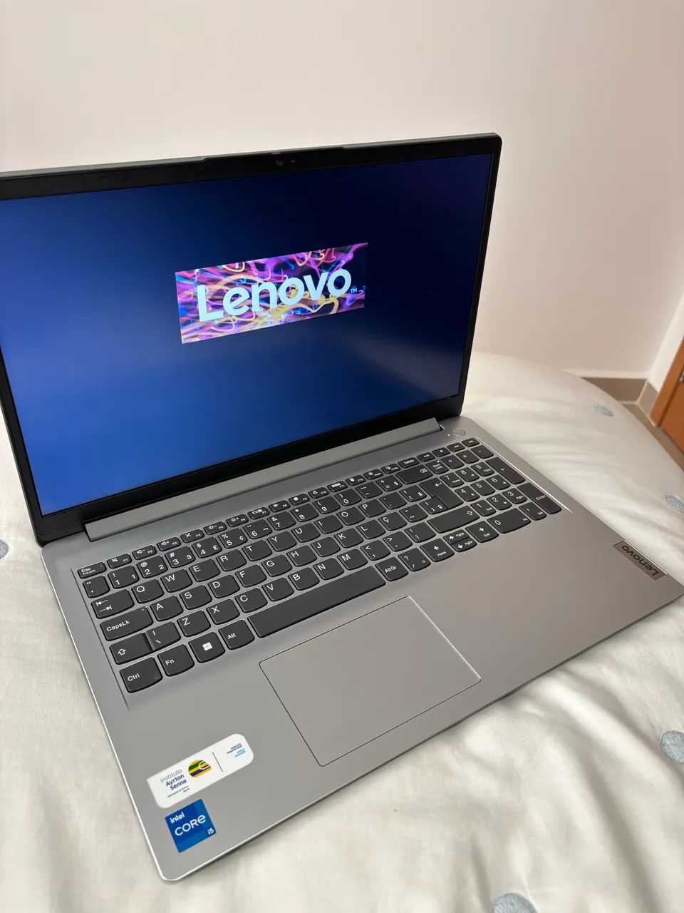 Notebook Lenovo IdeaPad 1i Intel Core i5 - 8GB RAM SSD 512GB