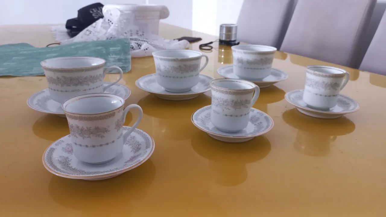 Jogo de xícaras de porcelana - Foto 3