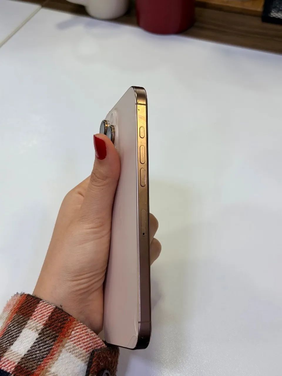 iPhone 16 pro Max - 516GB -  acompanha caixa original e cabo - Foto 3