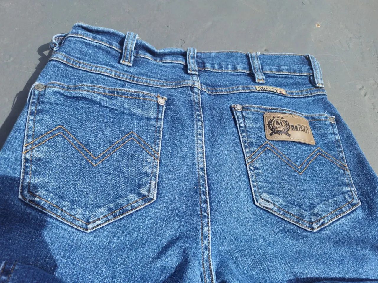 Calça masculina 36 Minute com eslastano 140,00