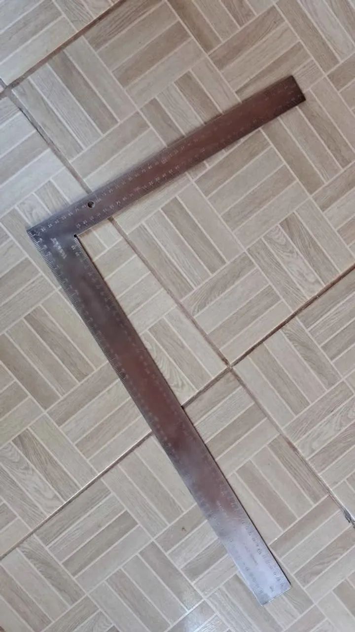 Esquadro VONDER/STANLEY 45x60CM escala em polegadas e milímetros