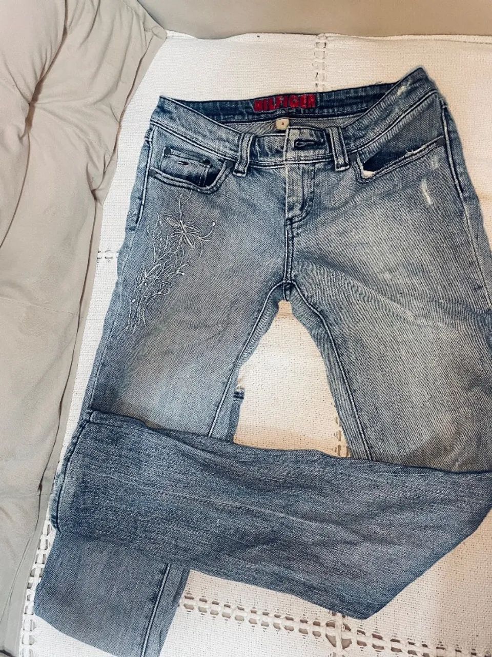 Calça Hilfiger tamanho 3 . Cintura baixa.  60 - Foto 3