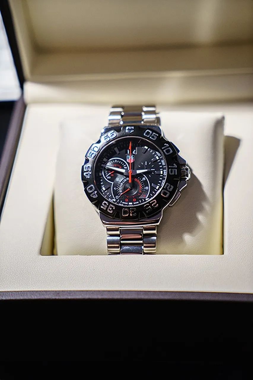 Relógio TAG Heuer CAH1015.BA0855 Formula 1 F1 Grande Date Chronograph  - Foto 3