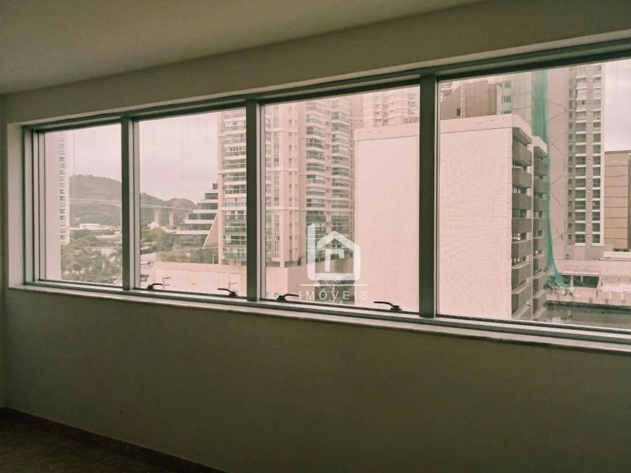 Linda sala na enseada do Sua de 33,44m² - Foto 4