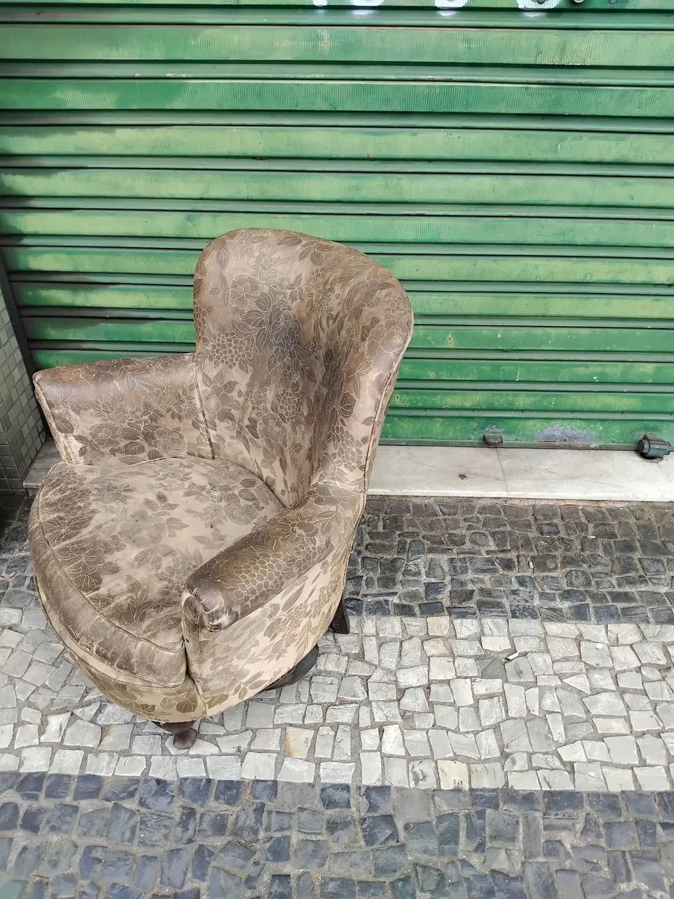 2 poltronas chipandelle antiga no estado - Foto 4